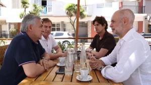 encuentro-juntos-el-cambio-mar-del-plata-redes-larretajpg