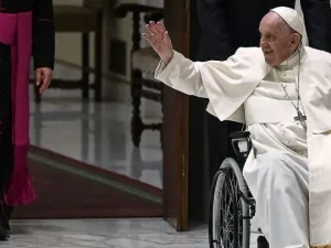 papa-francisco-silla-ruedasjpg