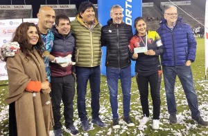 autoridades-salta-y-jujuy-la-entrega-premios-los-ganadores-copa-norte