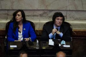 Milei-diputados-828x548-1