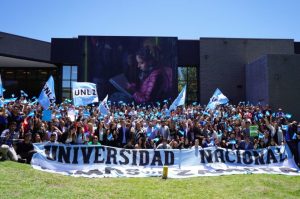 Universidad-Nacional-de-Lomas-de-Zamora-828x548-1