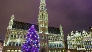 caida-arbol-navidad-belgica-jpg.