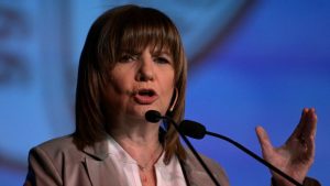 cnne-1426670-argentina-election-primary-candidate-bullrich