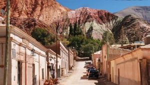 purmamarca-ocre