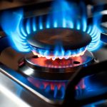 Por la ola de frío, suspenden la venta de GNC en todo el país y extienden los cortes de gas en industrias