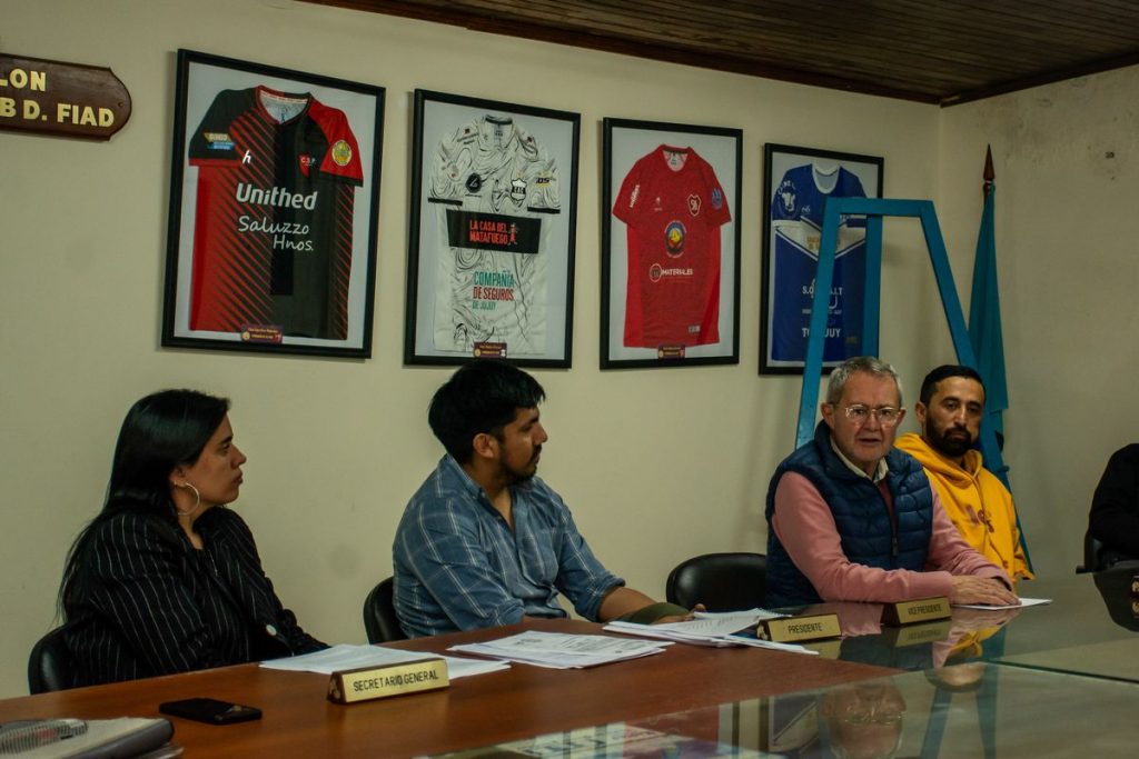 energia-liga-jujena-futbol-pizzarro-convenio-12
